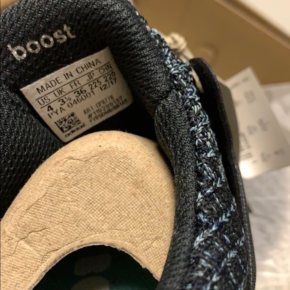 Adidas UltraBoost parley j - Picture 10 of 10